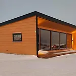 Design By The Sea With Northern Lights * Sollnes