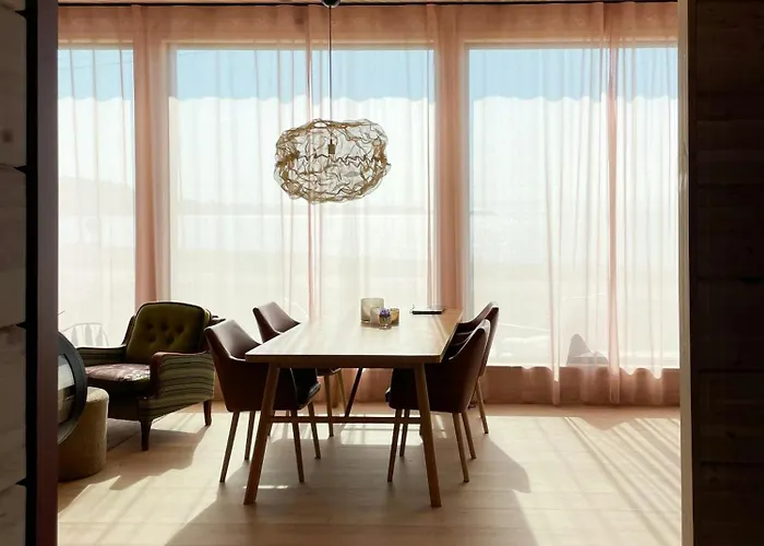 펜션 Design By The Sea With Northern Lights *