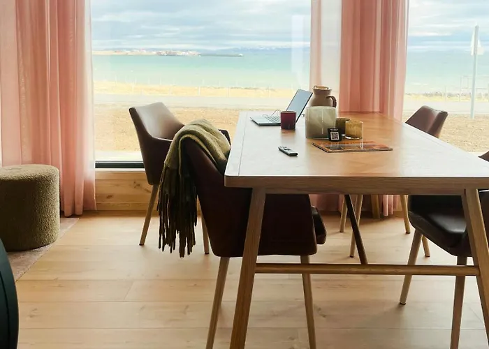 펜션 Design By The Sea With Northern Lights